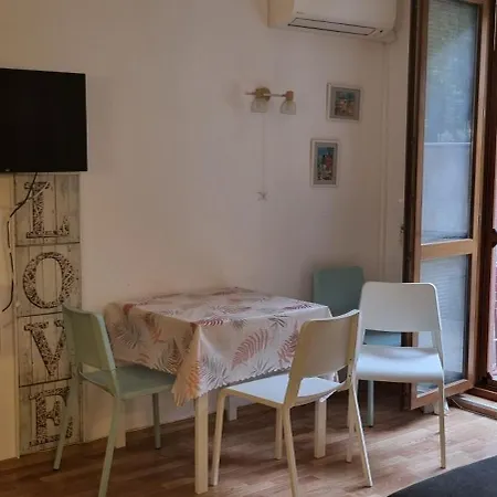 студио 12 във Fantasy Apartment Varna
